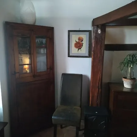 ベッド・アンド・ブレックファスト Il Valico Fonte *